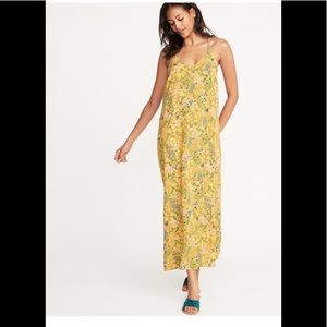 V-Neck Flattering Floral Maxi Dress
